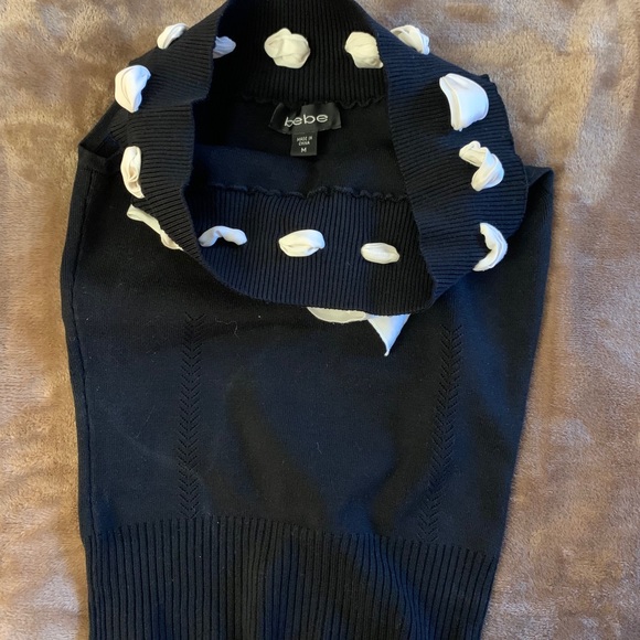 Bebe - Picture 2 of 3